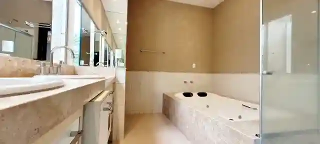 Casa de Condomínio com 4 quartos à venda, 280m² — foto 5 de 6