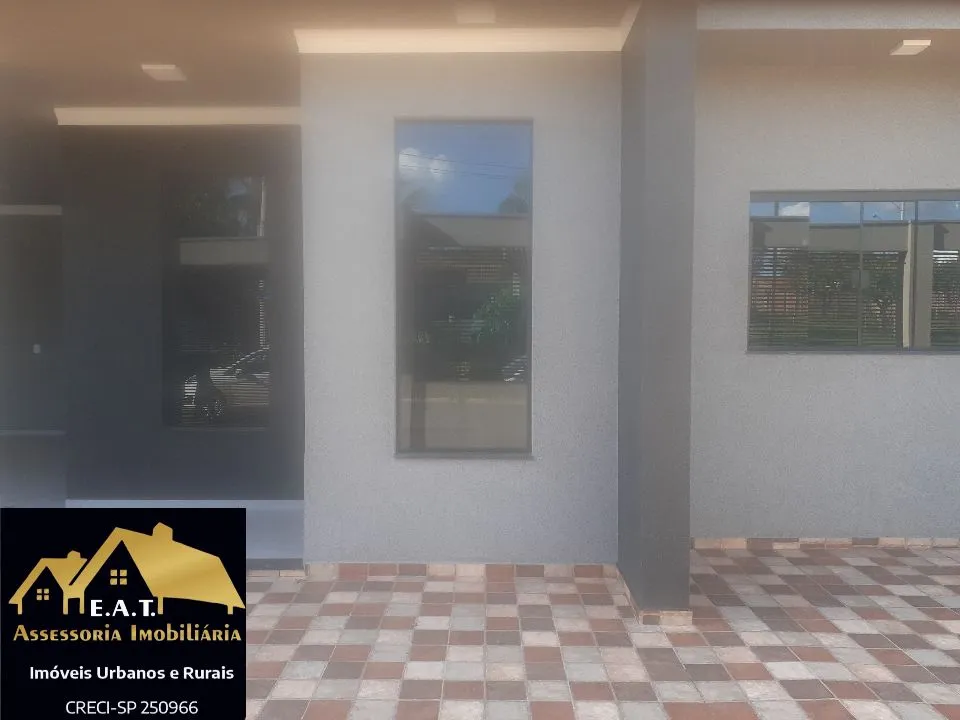 Casa à venda — foto 2 de 2