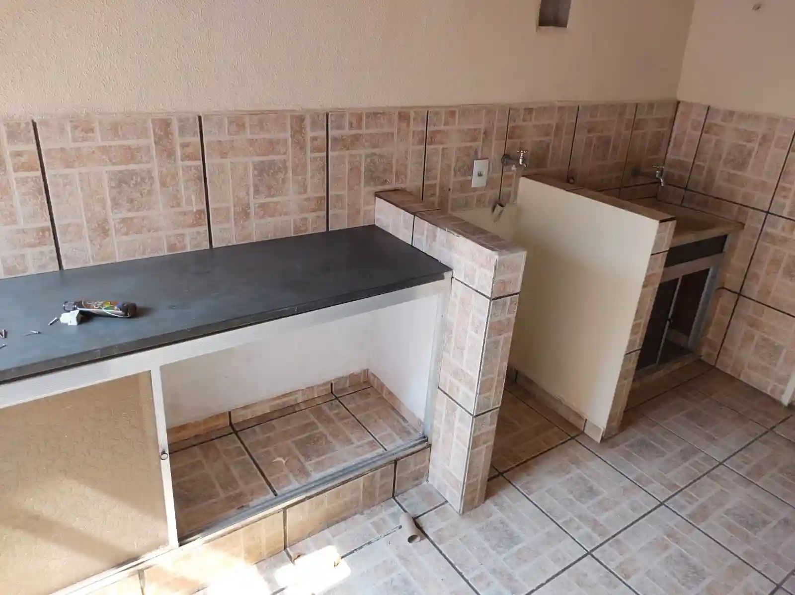 Casa com 3 quartos à venda — foto 2 de 12