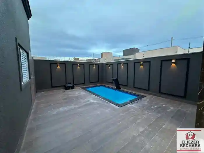Casa com 3 quartos à venda, 131m² — foto 25 de 28