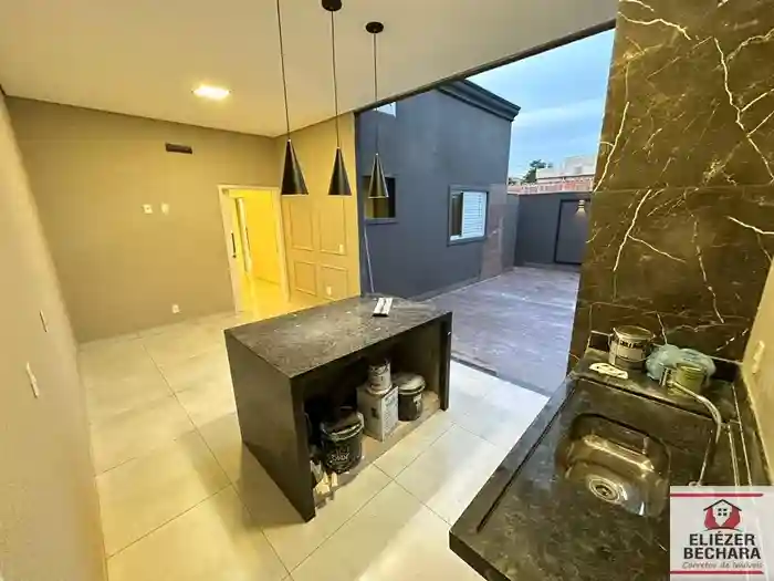 Casa com 3 quartos à venda, 131m² — foto 23 de 28