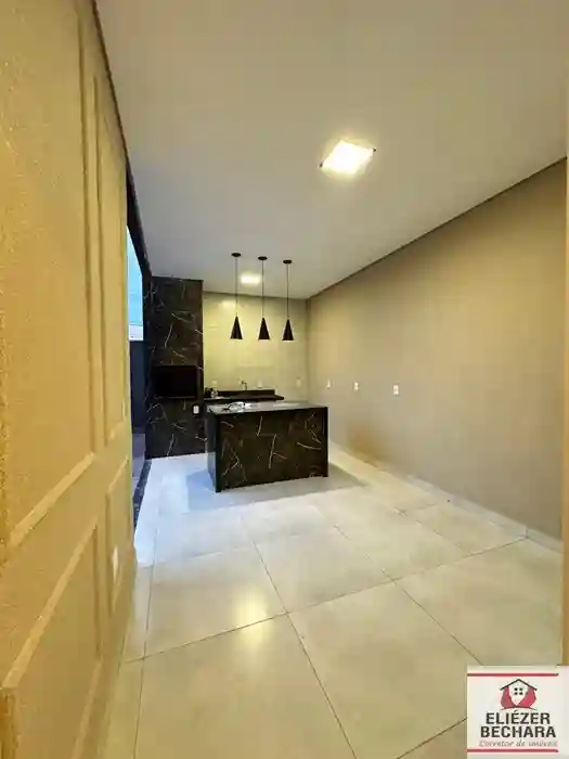 Casa com 3 quartos à venda, 131m² — foto 18 de 28