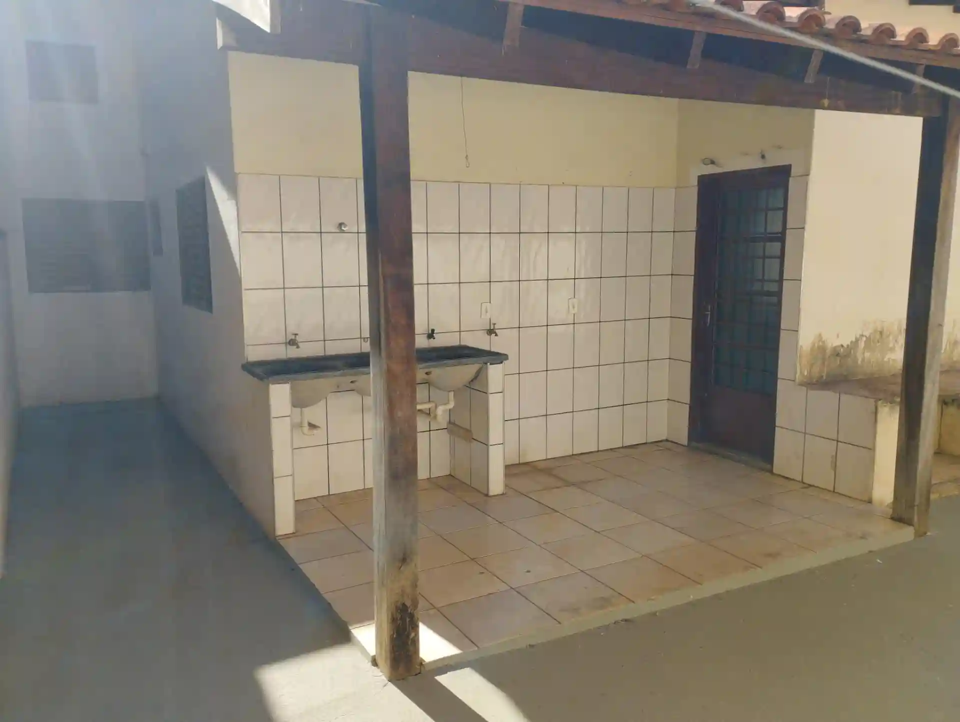 Casa com 3 quartos para aluguel, 108m² — foto 22 de 24