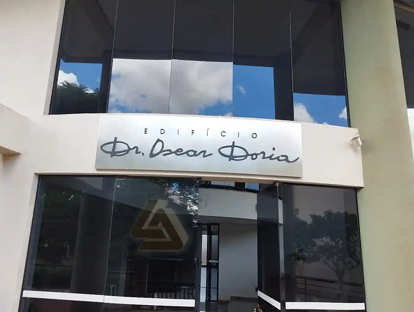 Cobertura com 3 quartos à venda, 600m² — foto 1 de 14