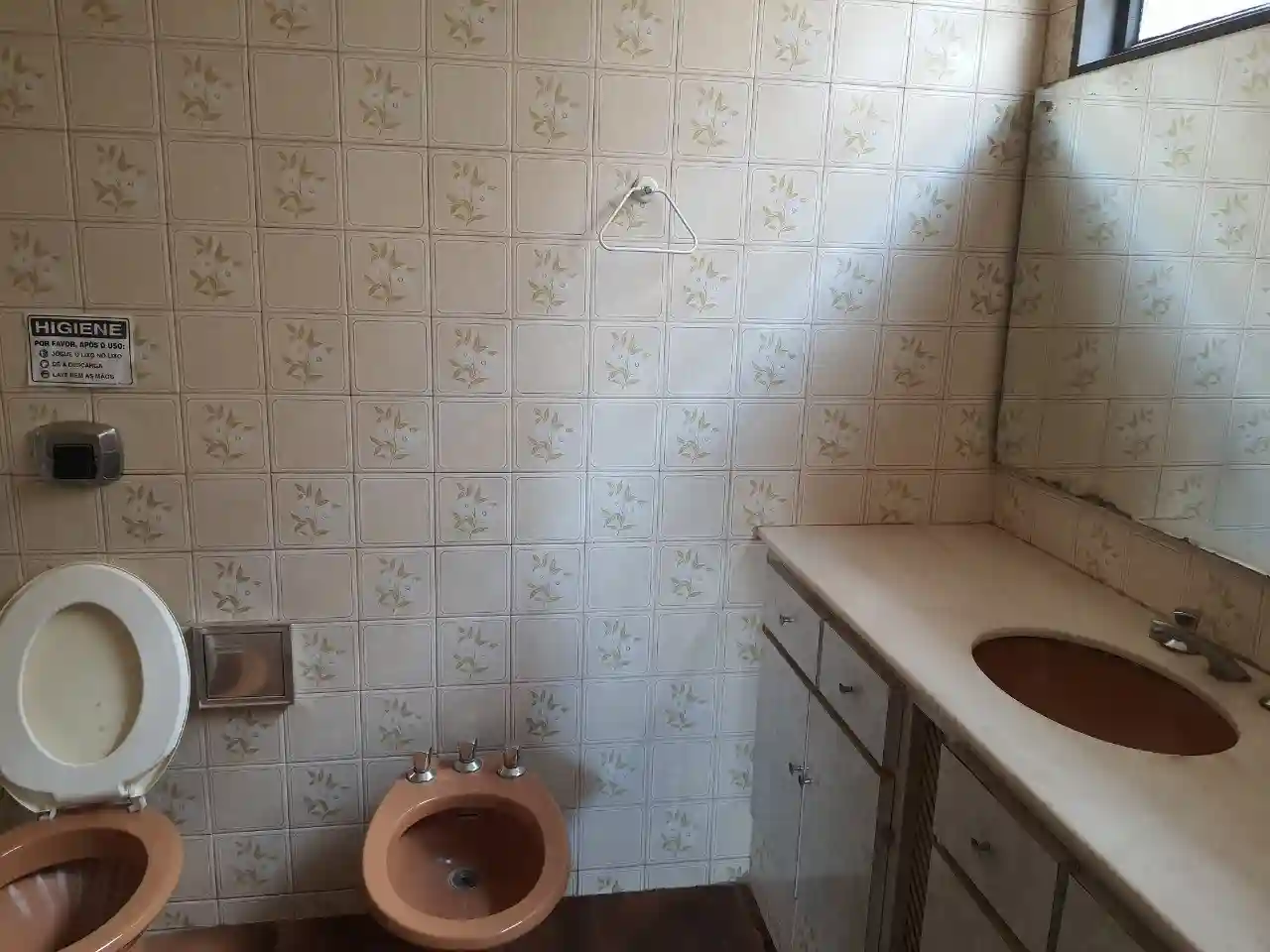 Casa Comercial com 3 quartos à venda, 300m² — foto 9 de 21