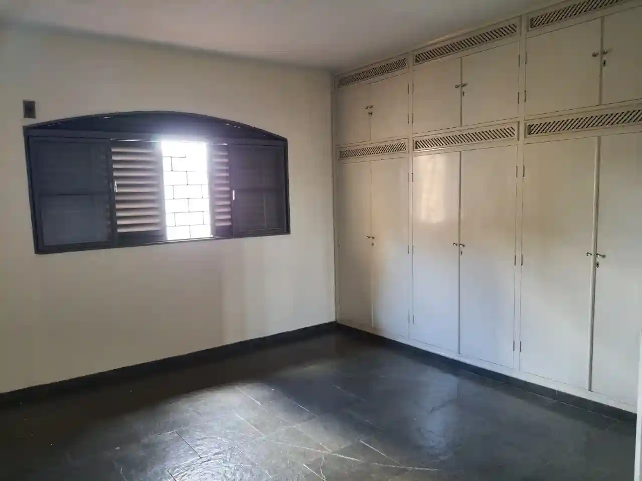 Casa Comercial com 3 quartos à venda, 300m² — foto 4 de 21