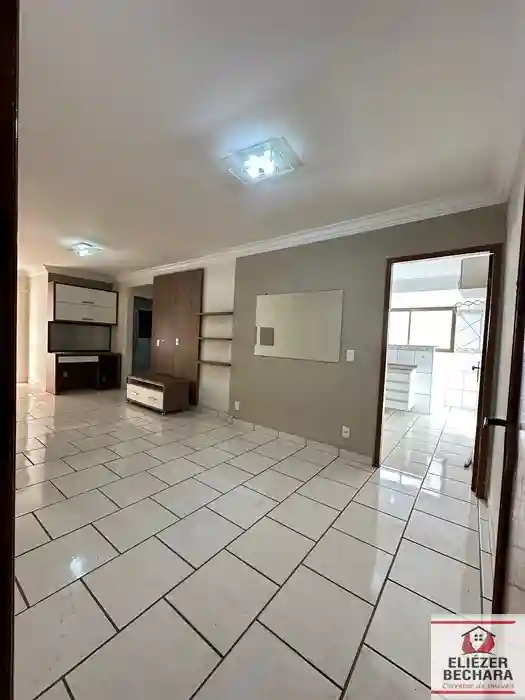 Apartamento com 2 quartos à venda, 70m² — foto 2 de 19