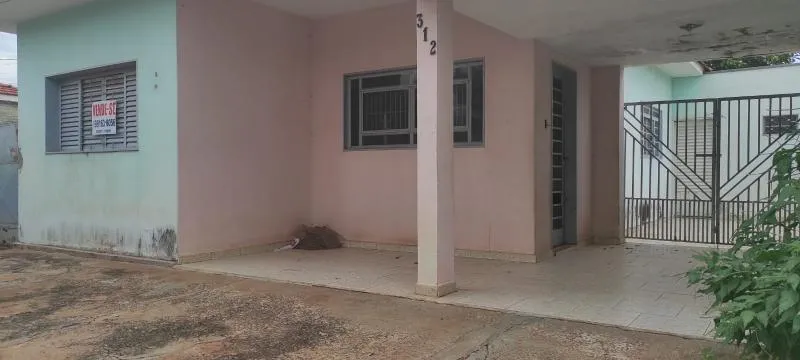 Casa à venda — foto 2 de 4