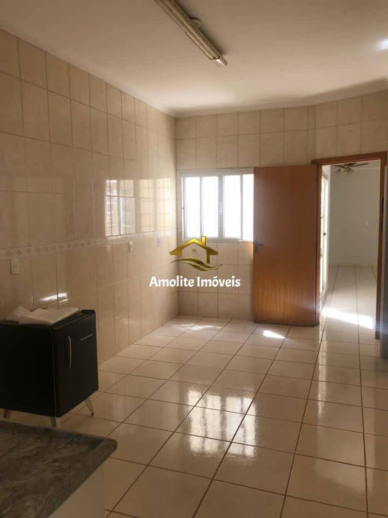Casa de Condomínio com 4 quartos à venda, 240m² — foto 21 de 27