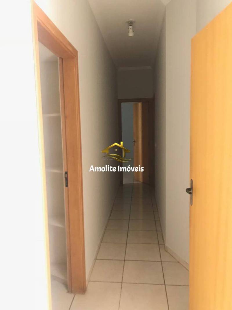 Casa de Condomínio com 4 quartos à venda, 240m² — foto 11 de 27