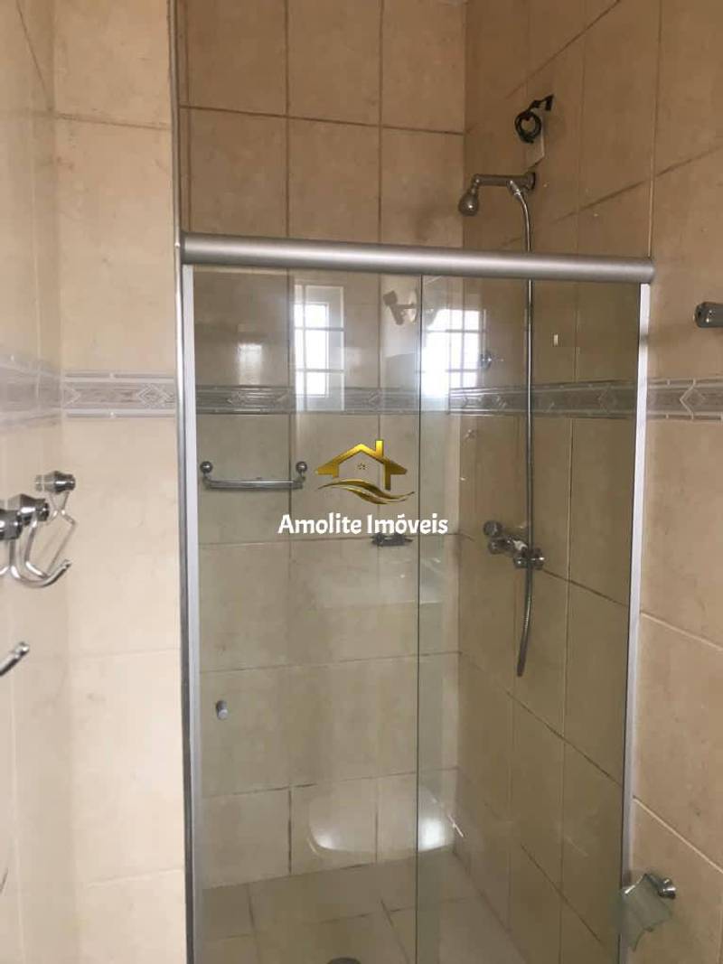 Casa de Condomínio com 4 quartos à venda, 240m² — foto 13 de 27