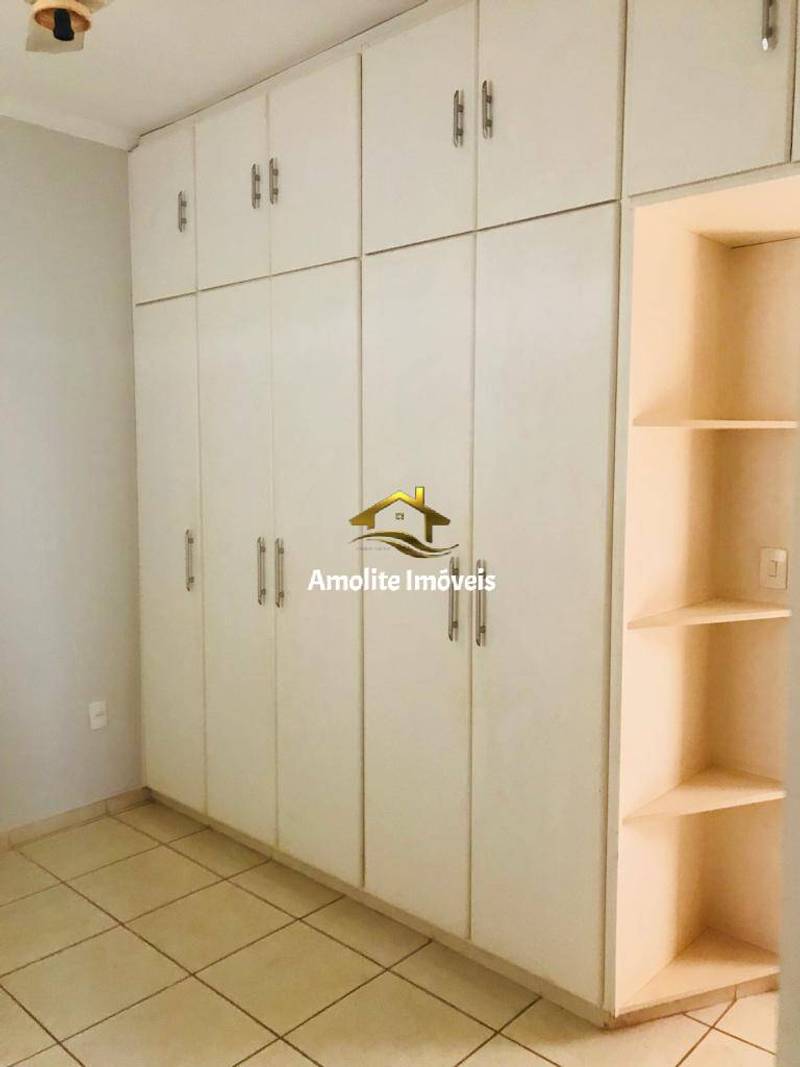 Casa de Condomínio com 4 quartos à venda, 240m² — foto 19 de 27