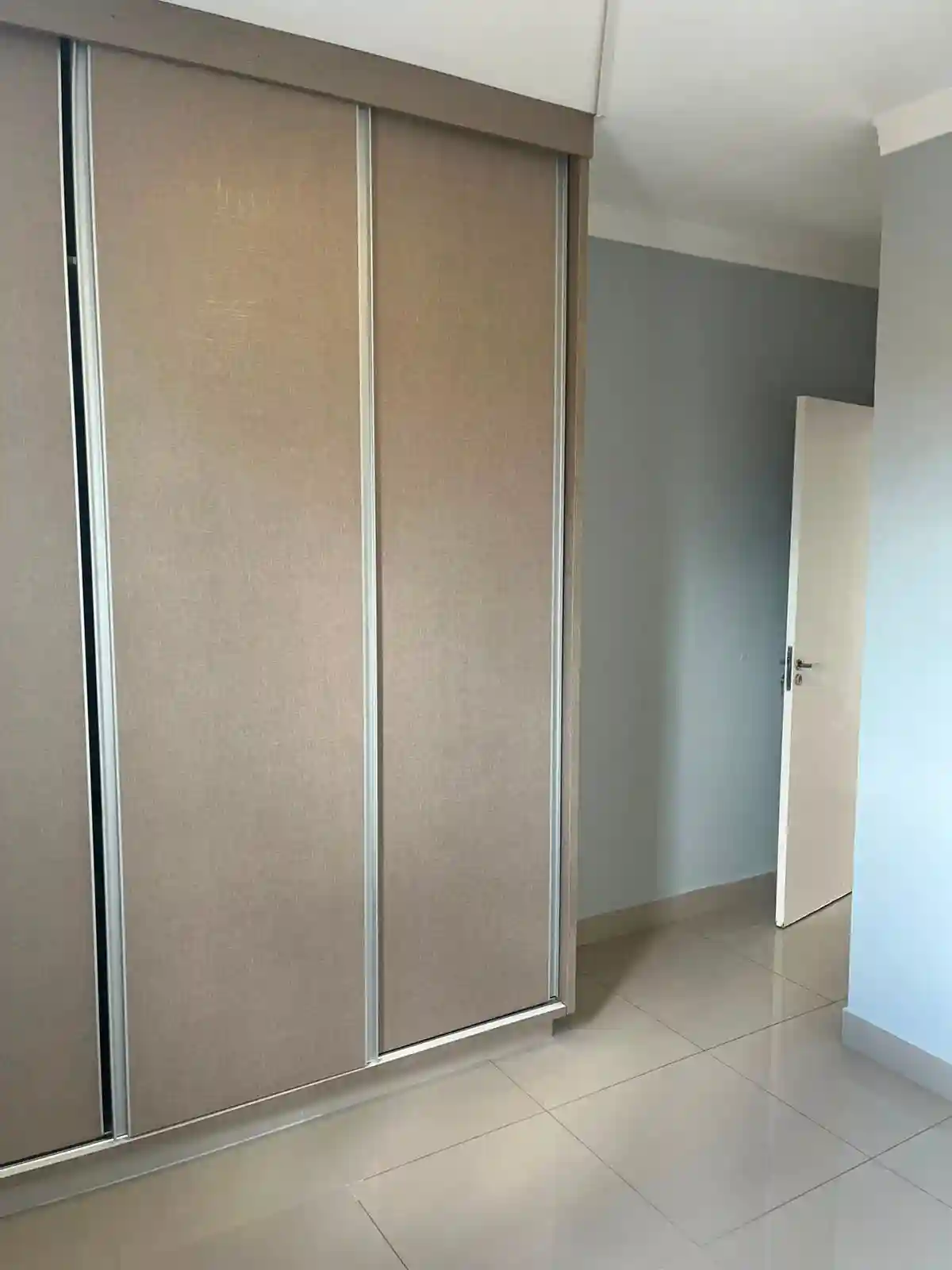 Apartamento com 2 quartos à venda, 70m² — foto 6 de 16