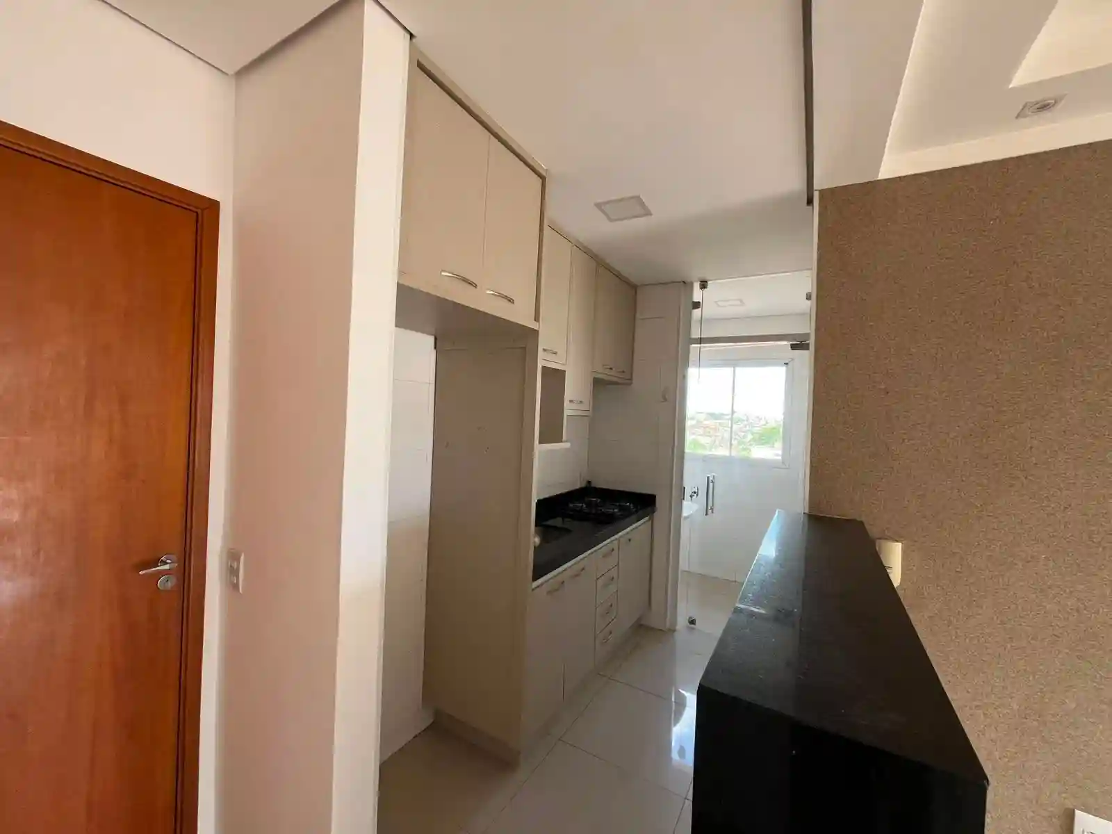 Apartamento com 2 quartos à venda, 70m² — foto 13 de 16