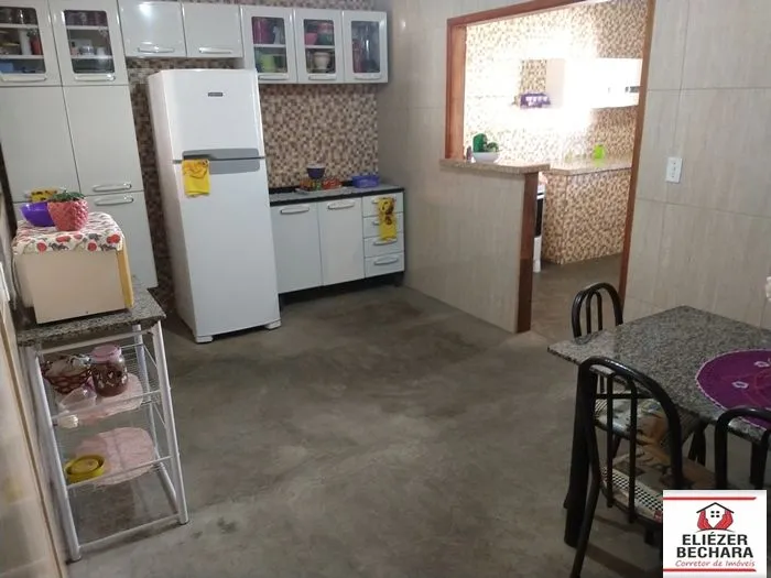 Casa à venda — foto 1 de 7