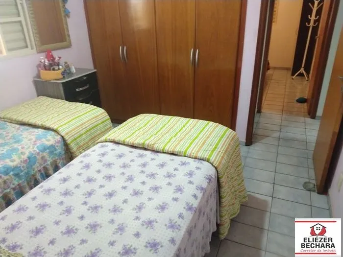 Casa à venda — foto 6 de 7