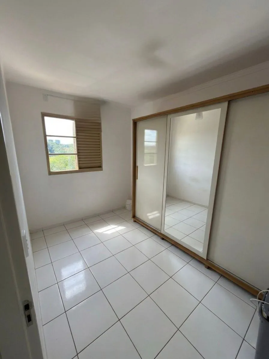 Apartamento com 3 quartos à venda e aluguel, 65m² — foto 2 de 7