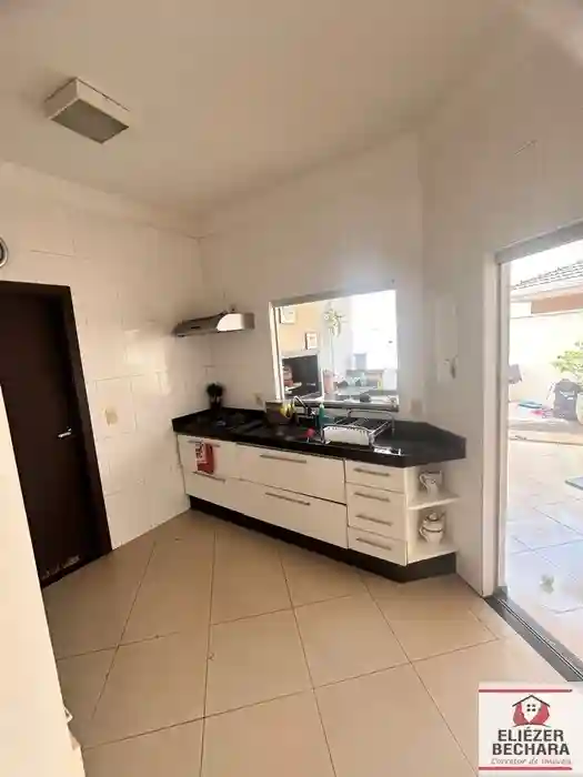 Casa de Condomínio com 3 quartos à venda, 140m² — foto 19 de 25