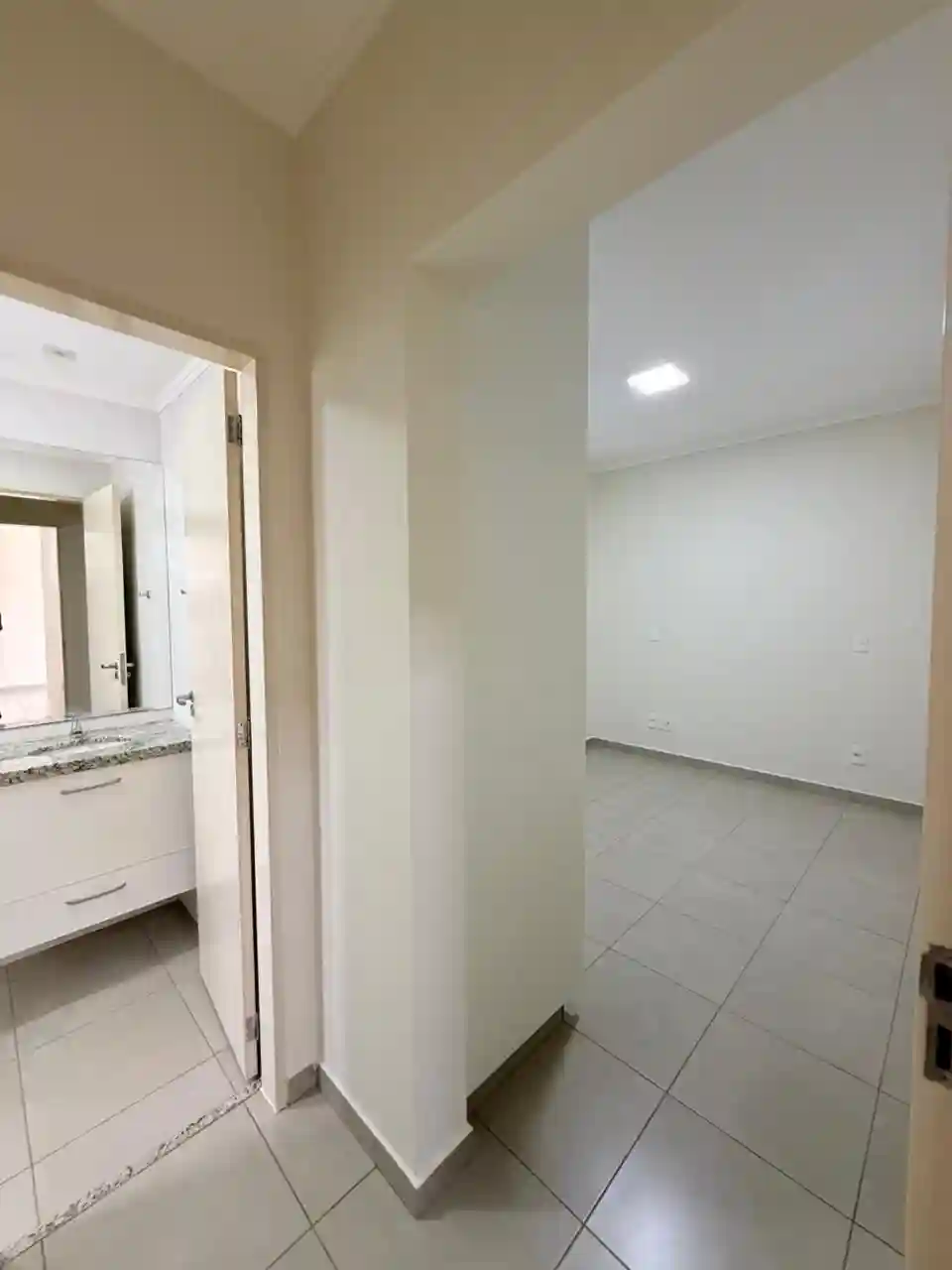 Apartamento com 2 quartos à venda, 74m² — foto 10 de 18