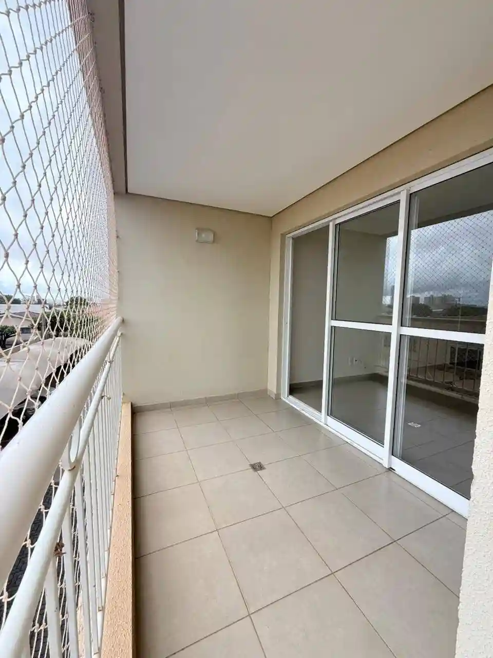 Apartamento com 2 quartos à venda, 74m² — foto 2 de 18