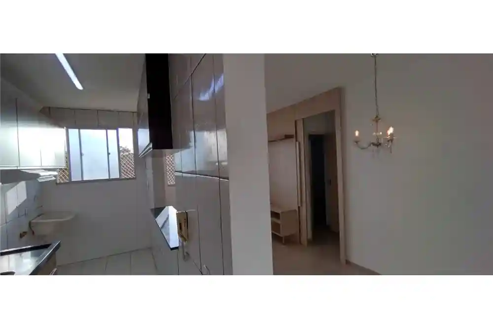 Apartamento com 2 quartos à venda, 50m² — foto 2 de 8