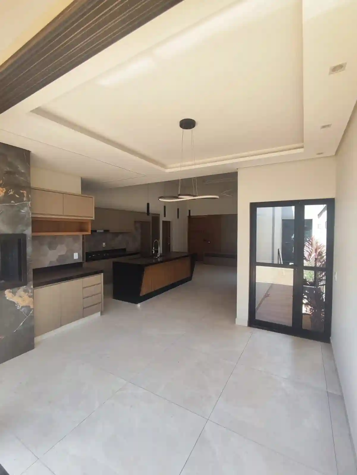 Casa de Condomínio com 3 quartos à venda, 152m² — foto 2 de 14