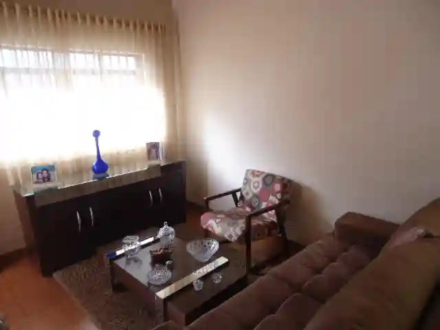 Casa à venda — foto 4 de 21