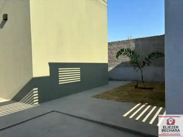 Casa com 2 quartos à venda, 61m² — foto 4 de 22