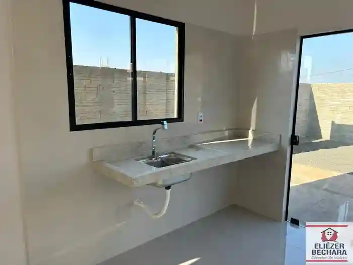 Casa com 2 quartos à venda, 61m² — foto 7 de 22