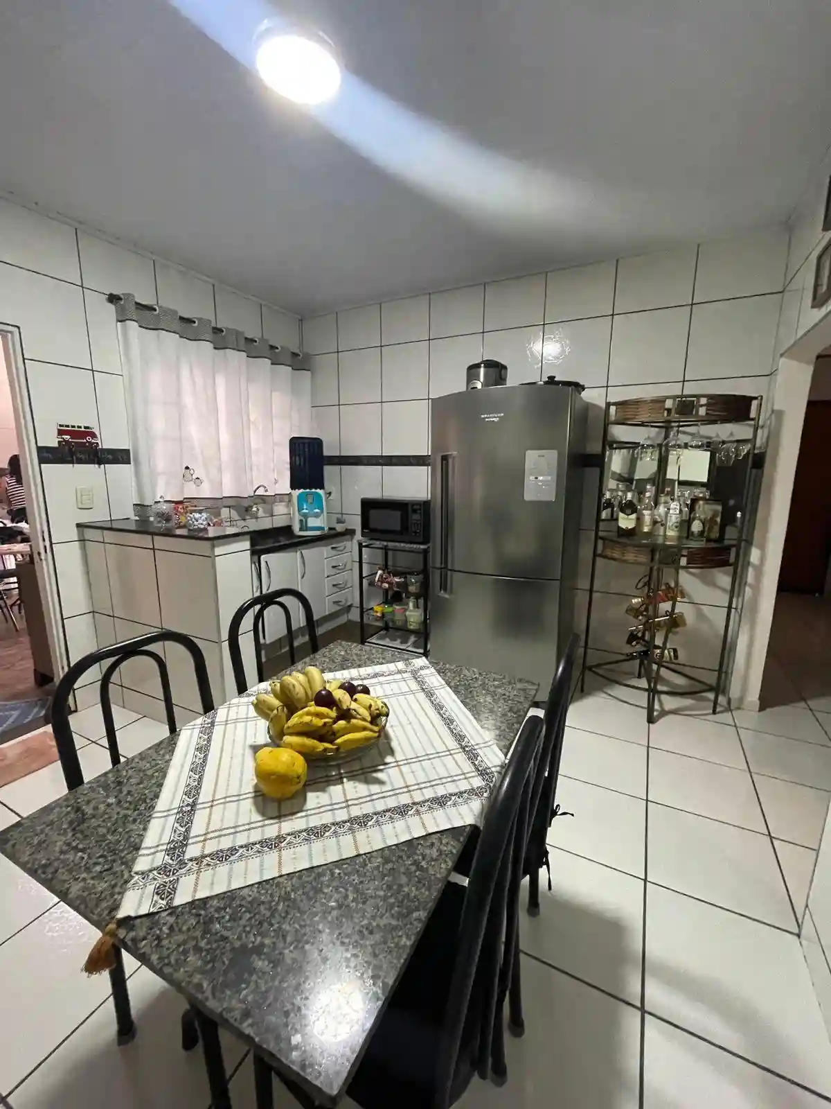 Casa com 3 quartos à venda, 200m² — foto 3 de 18