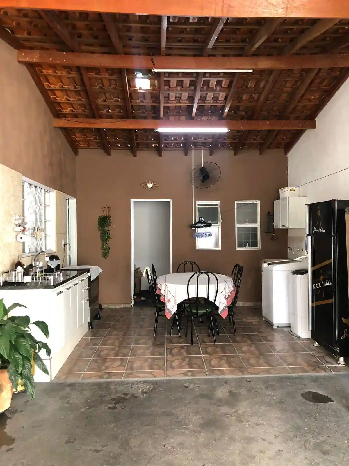 Casa com 3 quartos à venda, 200m² — foto 17 de 18