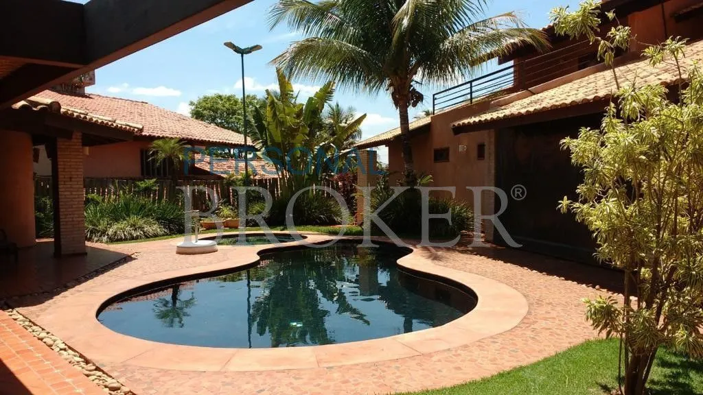 Casa de Condomínio com 4 quartos à venda, 525m² — foto 4 de 11