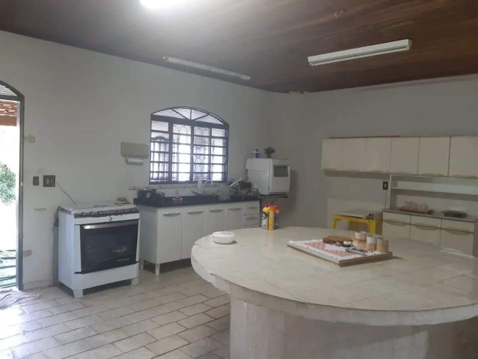 Fazenda / Sítio / Chácara à venda — foto 2 de 10
