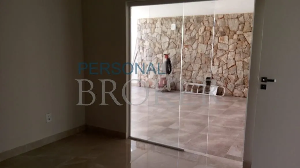 Casa à venda — foto 8 de 9
