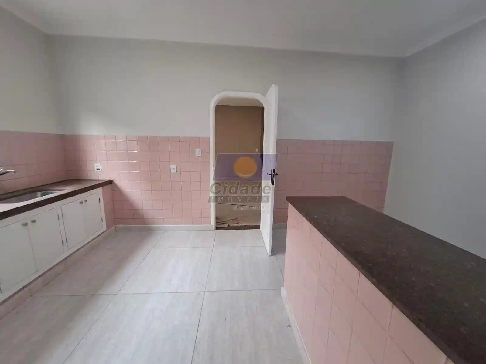 Casa com 3 quartos à venda, 160m² — foto 7 de 16