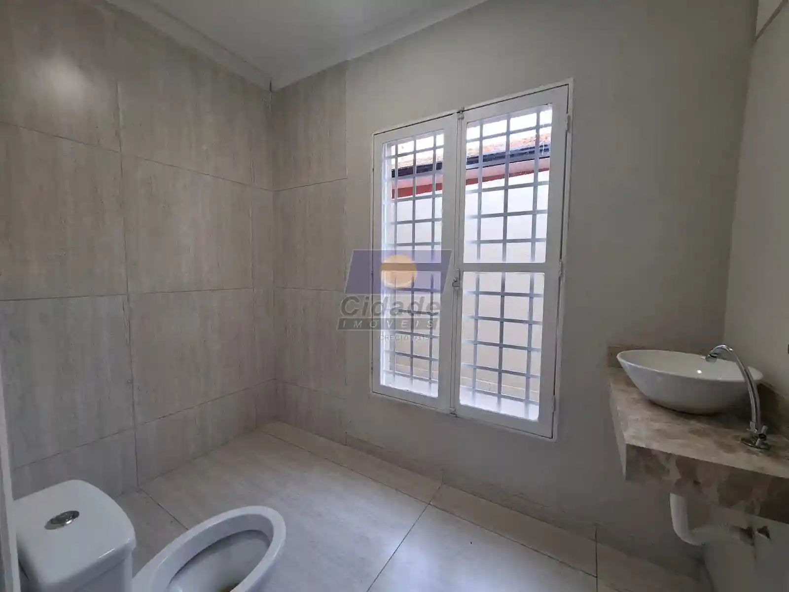 Casa com 3 quartos à venda, 160m² — foto 12 de 16