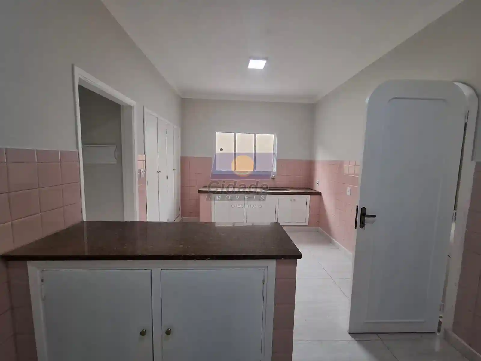 Casa com 3 quartos à venda, 160m² — foto 6 de 16