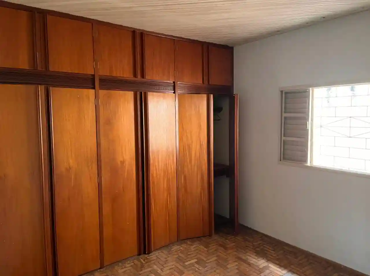Casa com 4 quartos à venda, 363m² — foto 4 de 14