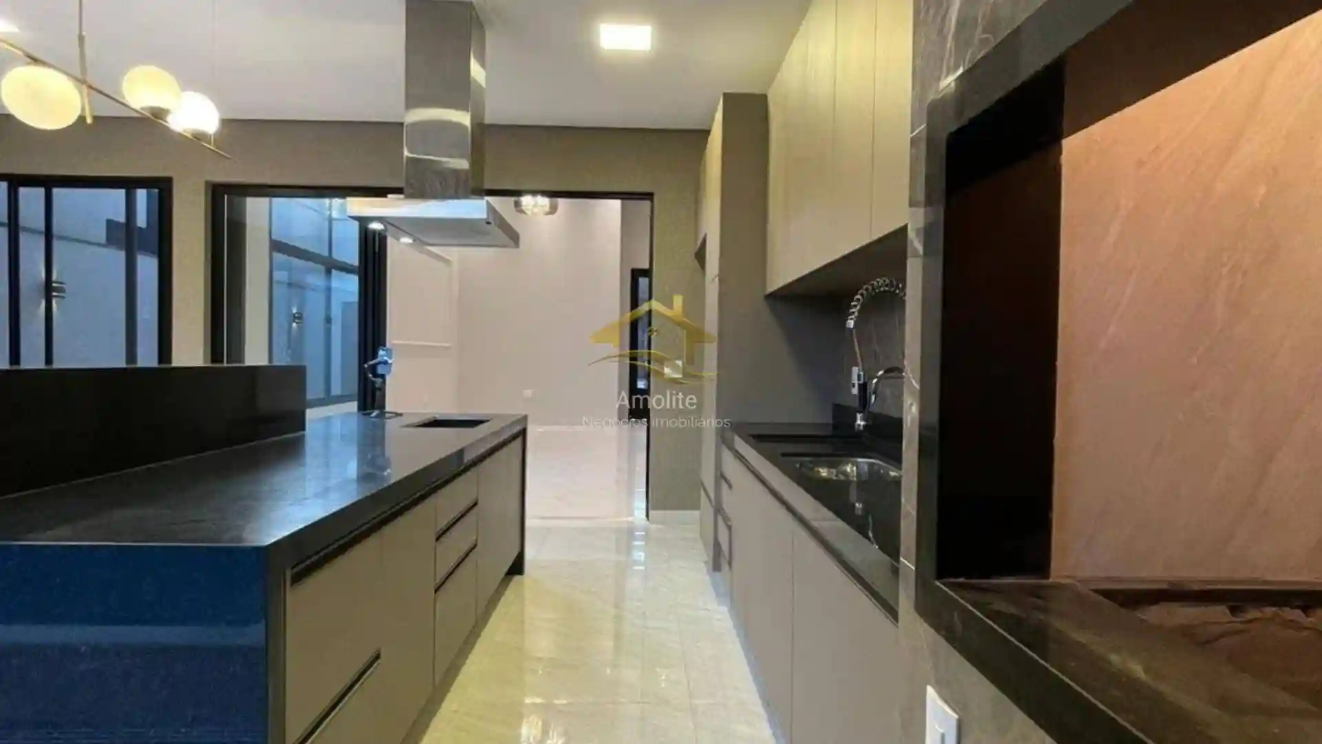 Casa de Condomínio com 3 quartos à venda, 175m² — foto 3 de 20
