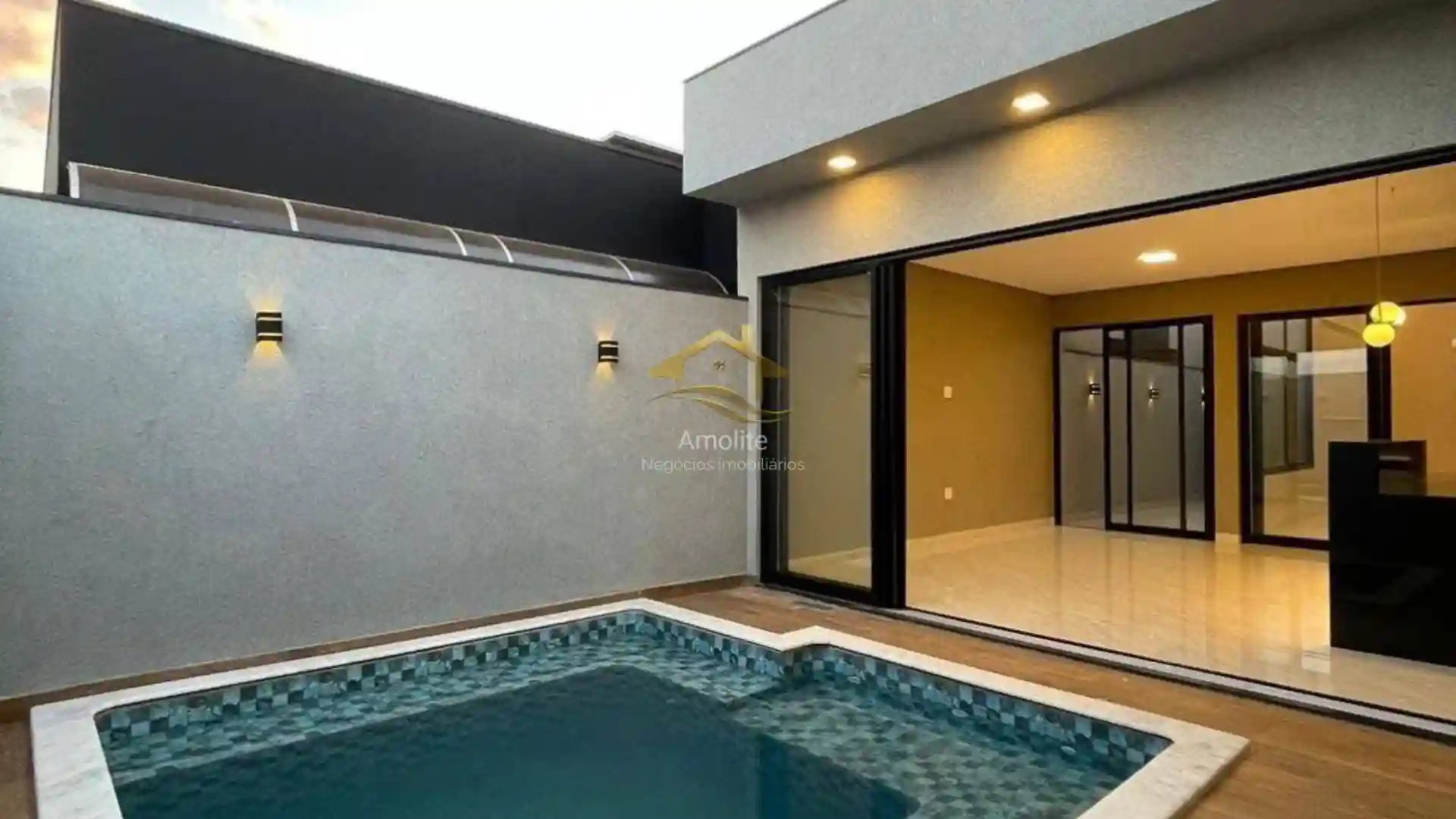 Casa de Condomínio com 3 quartos à venda, 175m² — foto 2 de 20