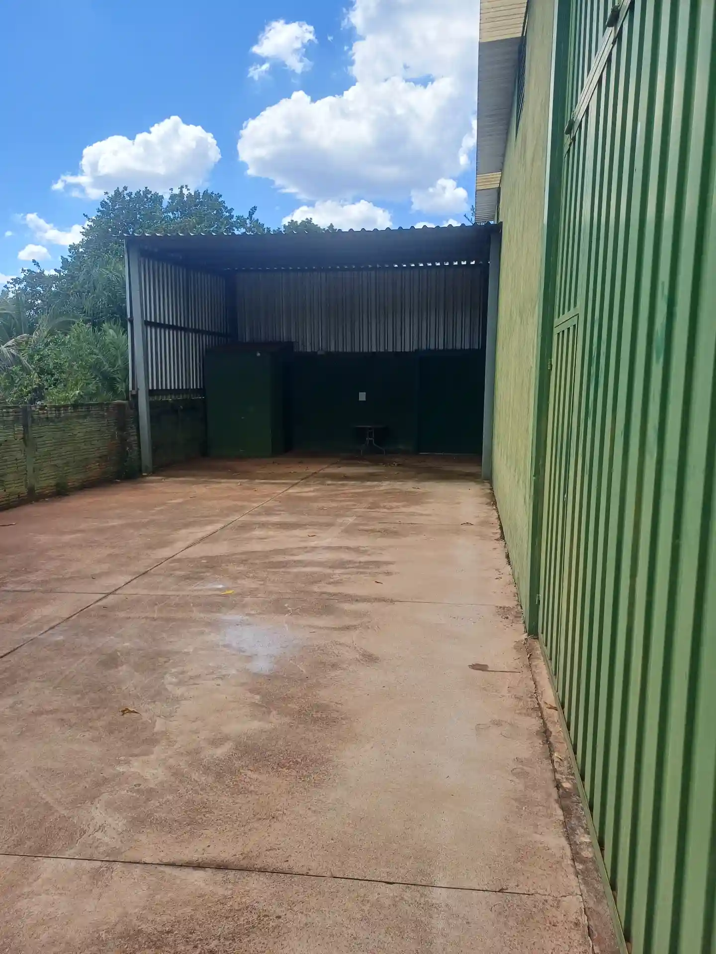 Fazenda / Sítio / Chácara com 2 quartos à venda, 1000m² — foto 3 de 15