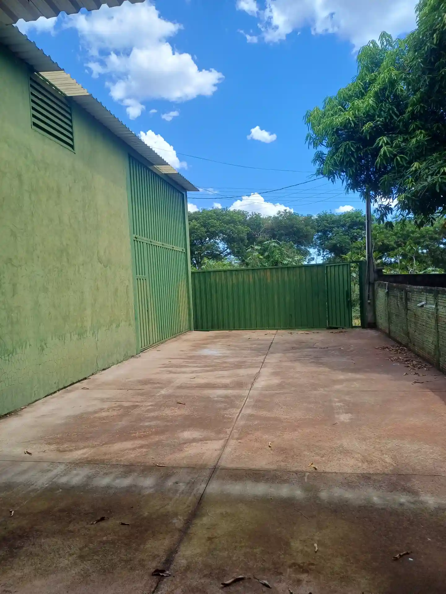 Fazenda / Sítio / Chácara com 2 quartos à venda, 1000m² — foto 4 de 15
