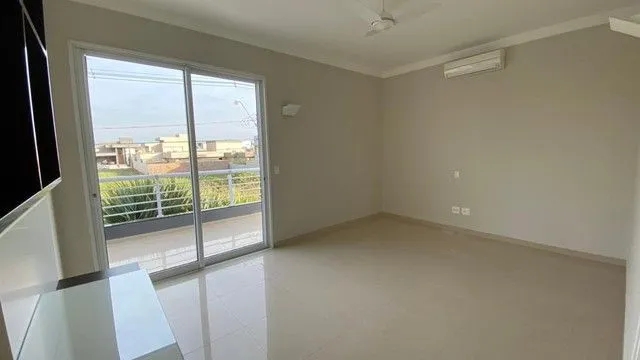 Casa de Condomínio à venda — foto 5 de 10