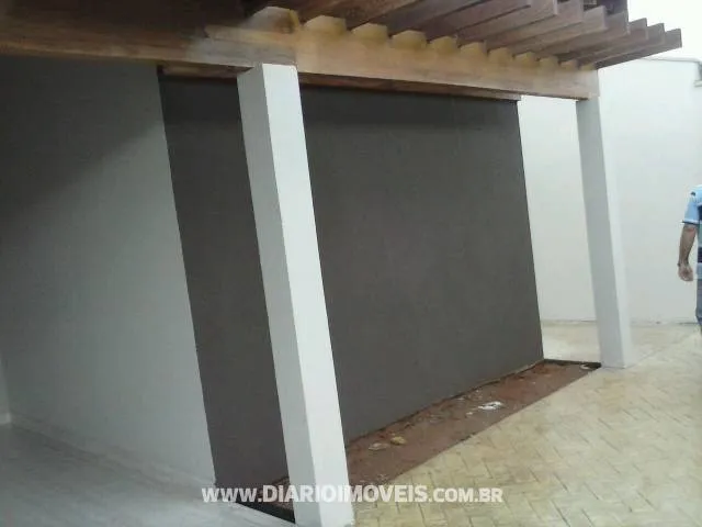 Casa à venda — foto 3 de 3