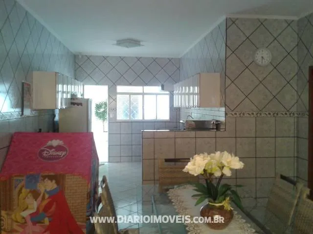 Casa à venda — foto 1 de 1