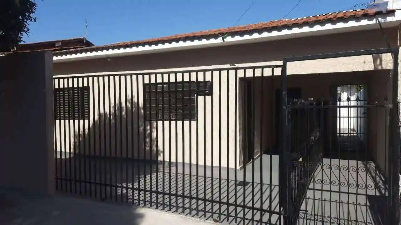 Casa de Vila com 2 quartos à venda, 200m² — foto 1 de 15
