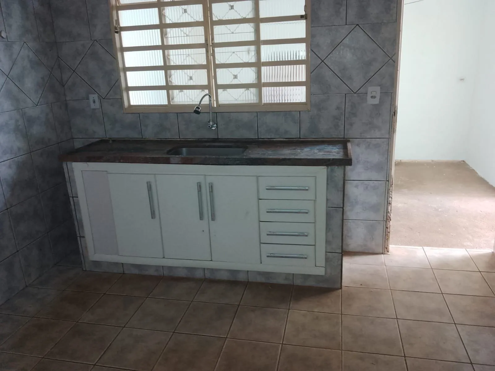 Casa com 2 quartos para aluguel, 60m² — foto 4 de 12