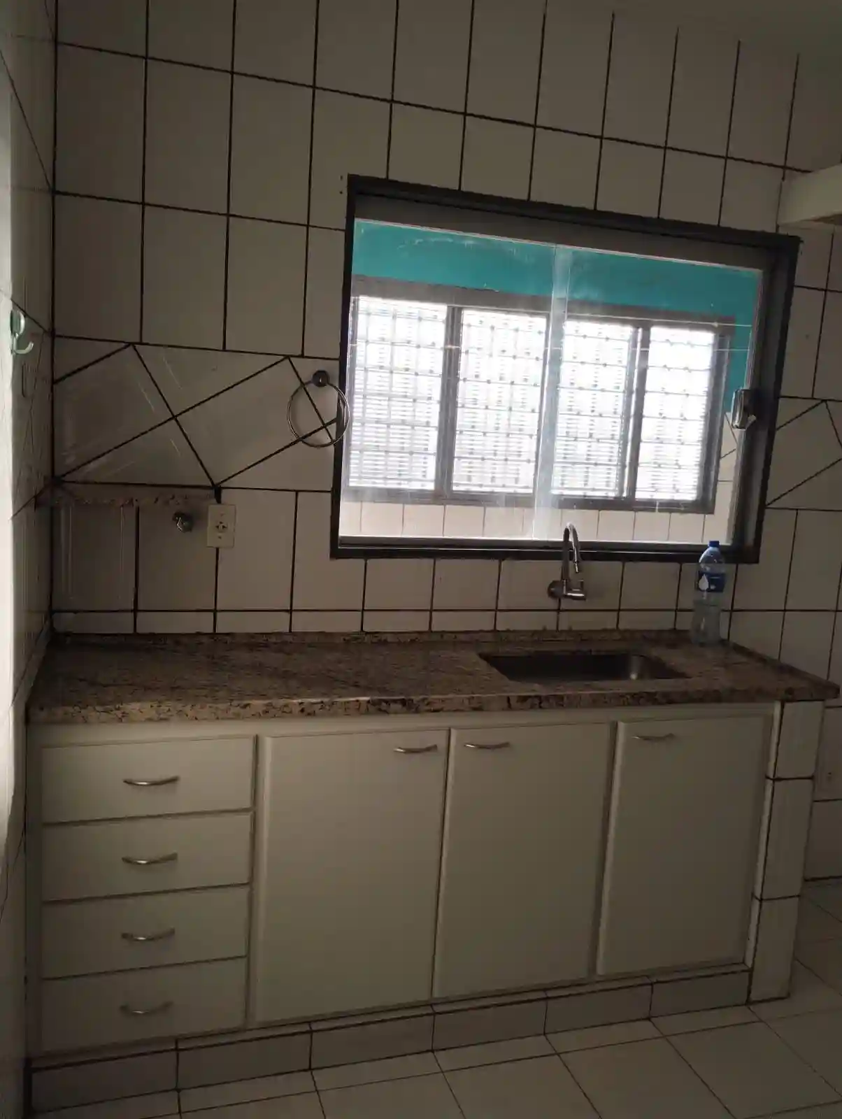 Apartamento com 2 quartos à venda, 75m² — foto 16 de 18