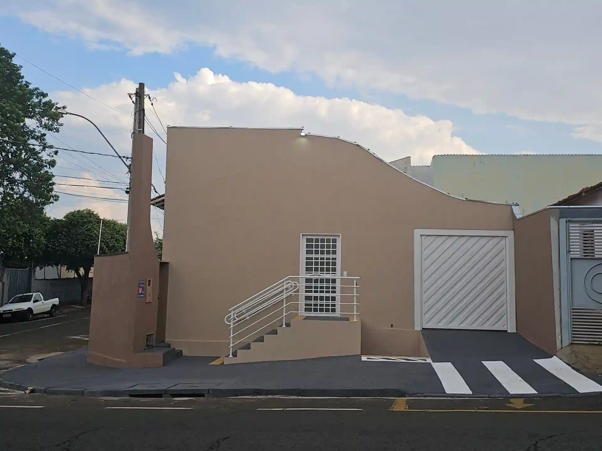 Imóvel Comercial  para aluguel, 70m² — foto 1 de 10