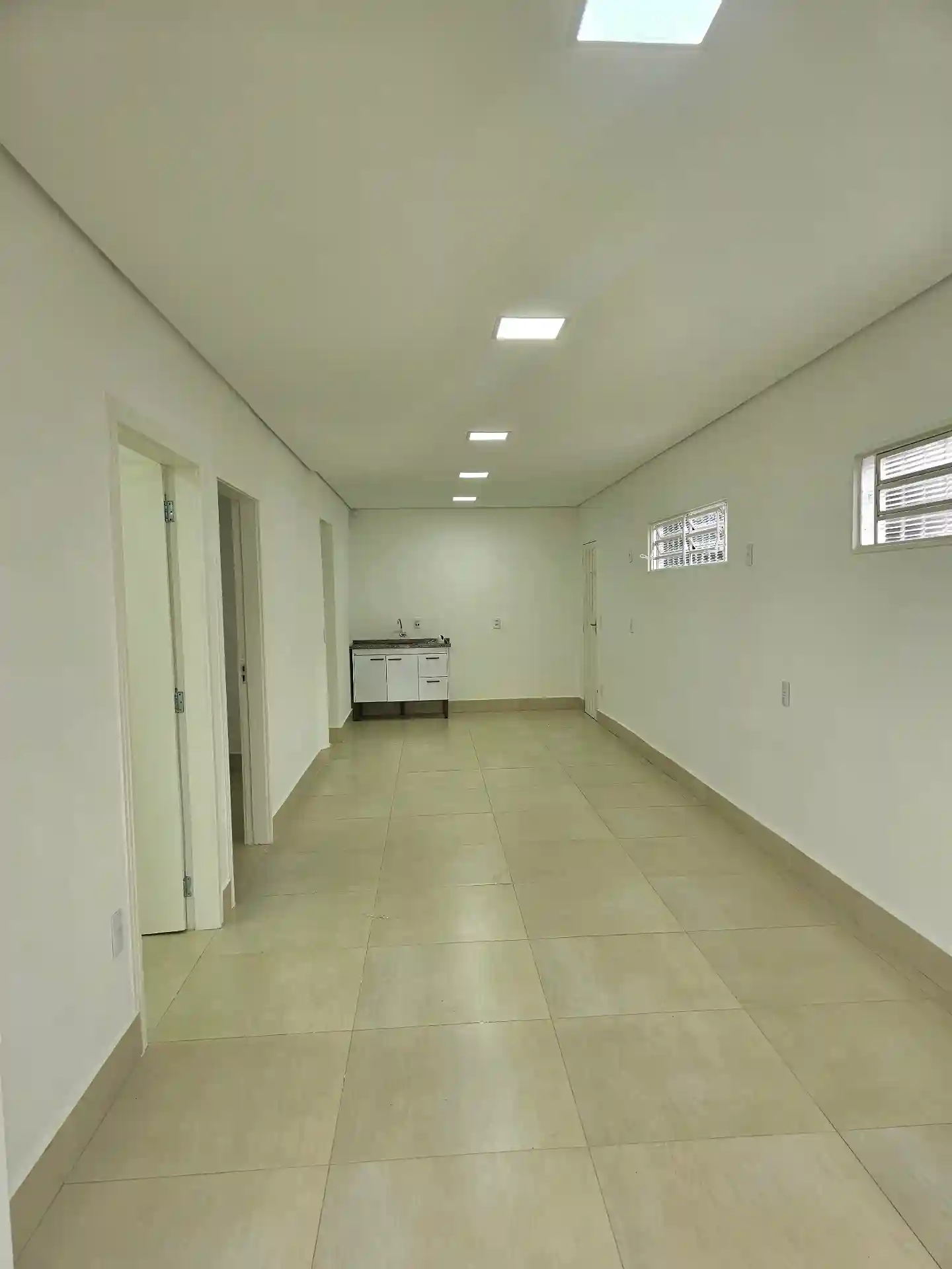 Imóvel Comercial  para aluguel, 70m² — foto 3 de 10